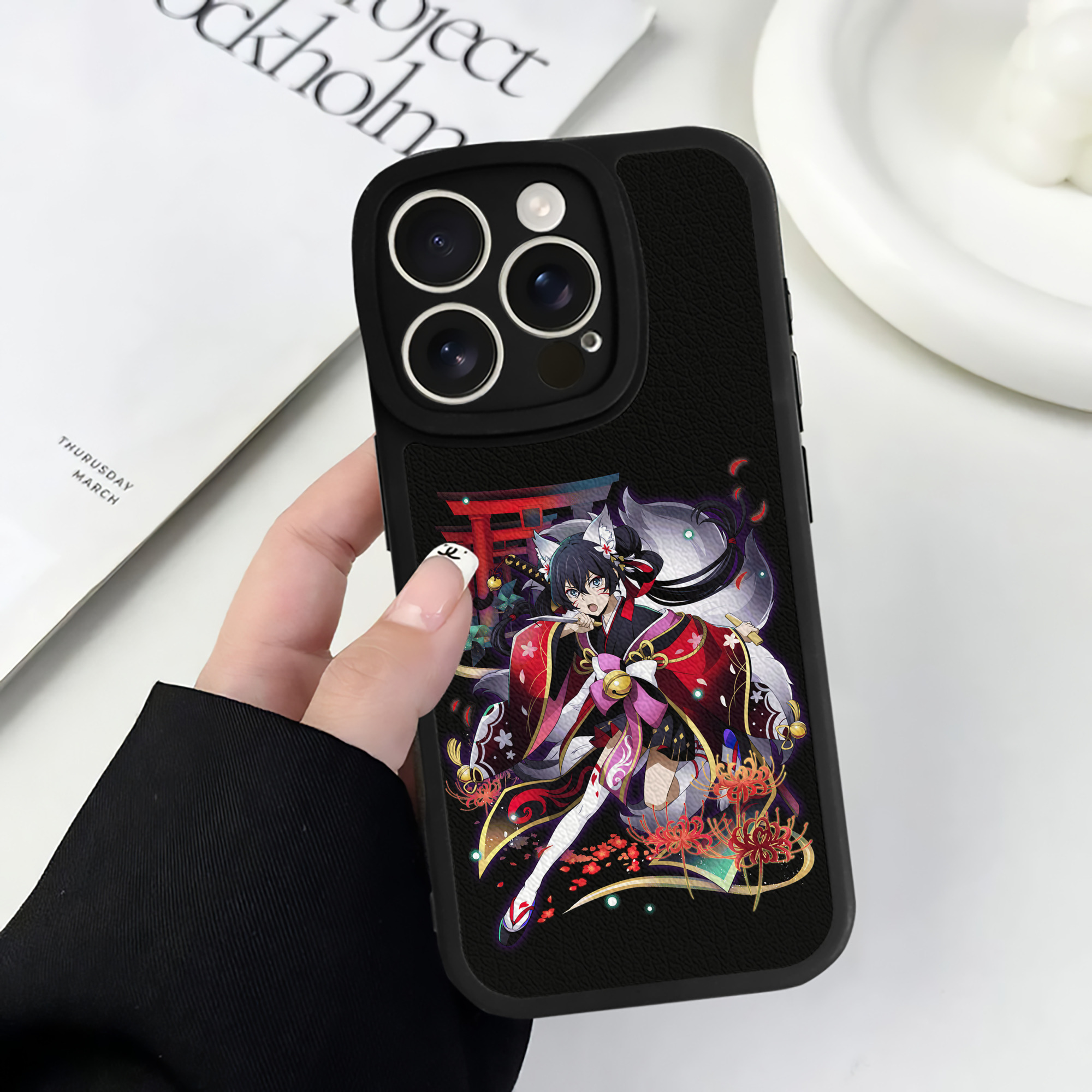（画像用） 文豪ストレイドッグス Bungo Stray Dogs 【iPhone 16シリーズ対応】シリコンスマホケース（レザー調） 材質：シリコン